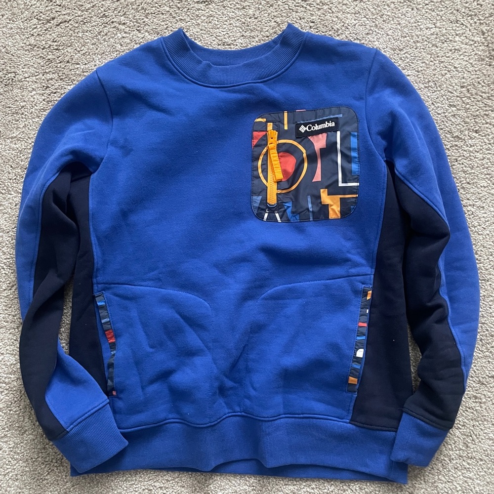 Columbia crewneck sweatshirt with pockets